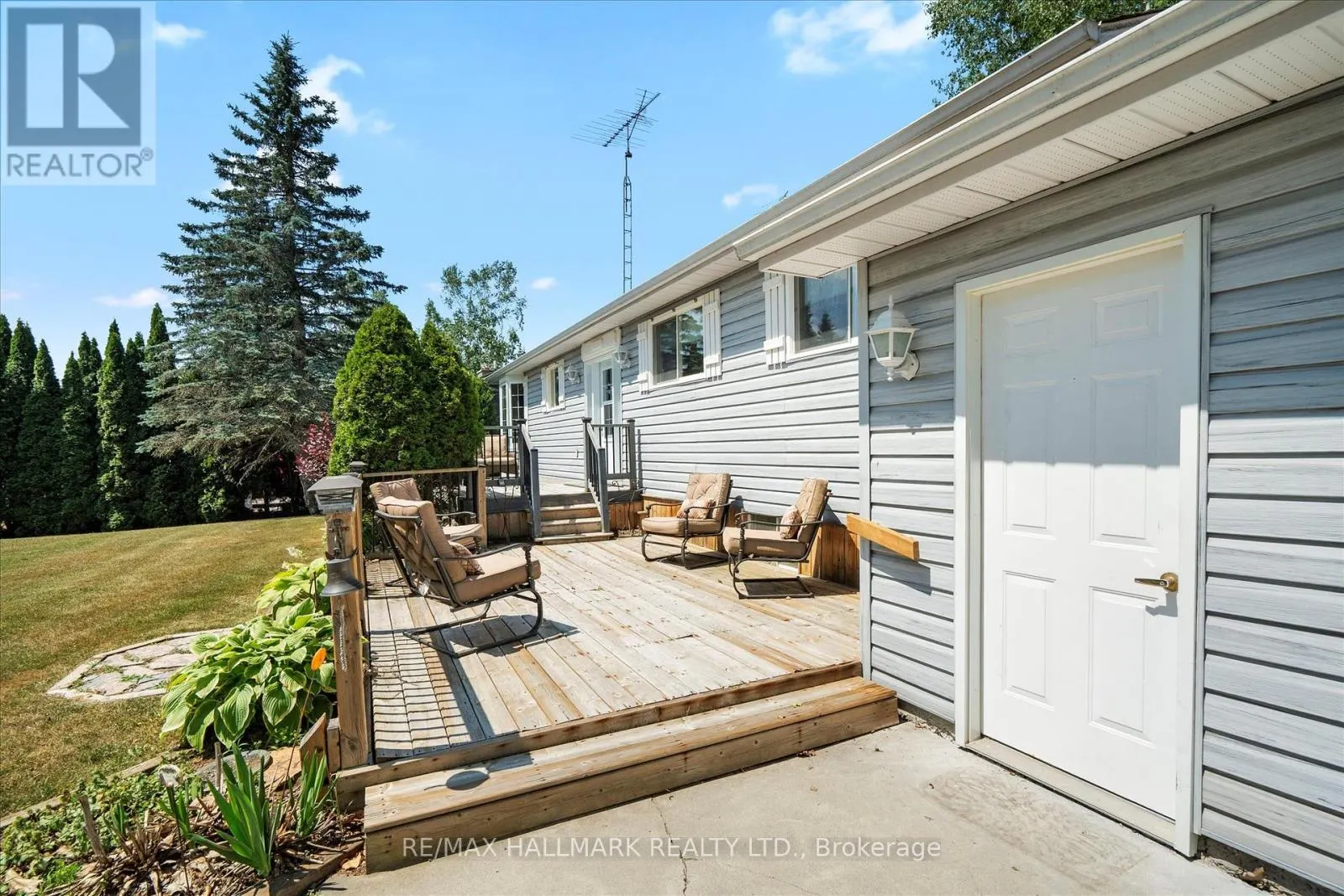 6 EVANS DRIVE