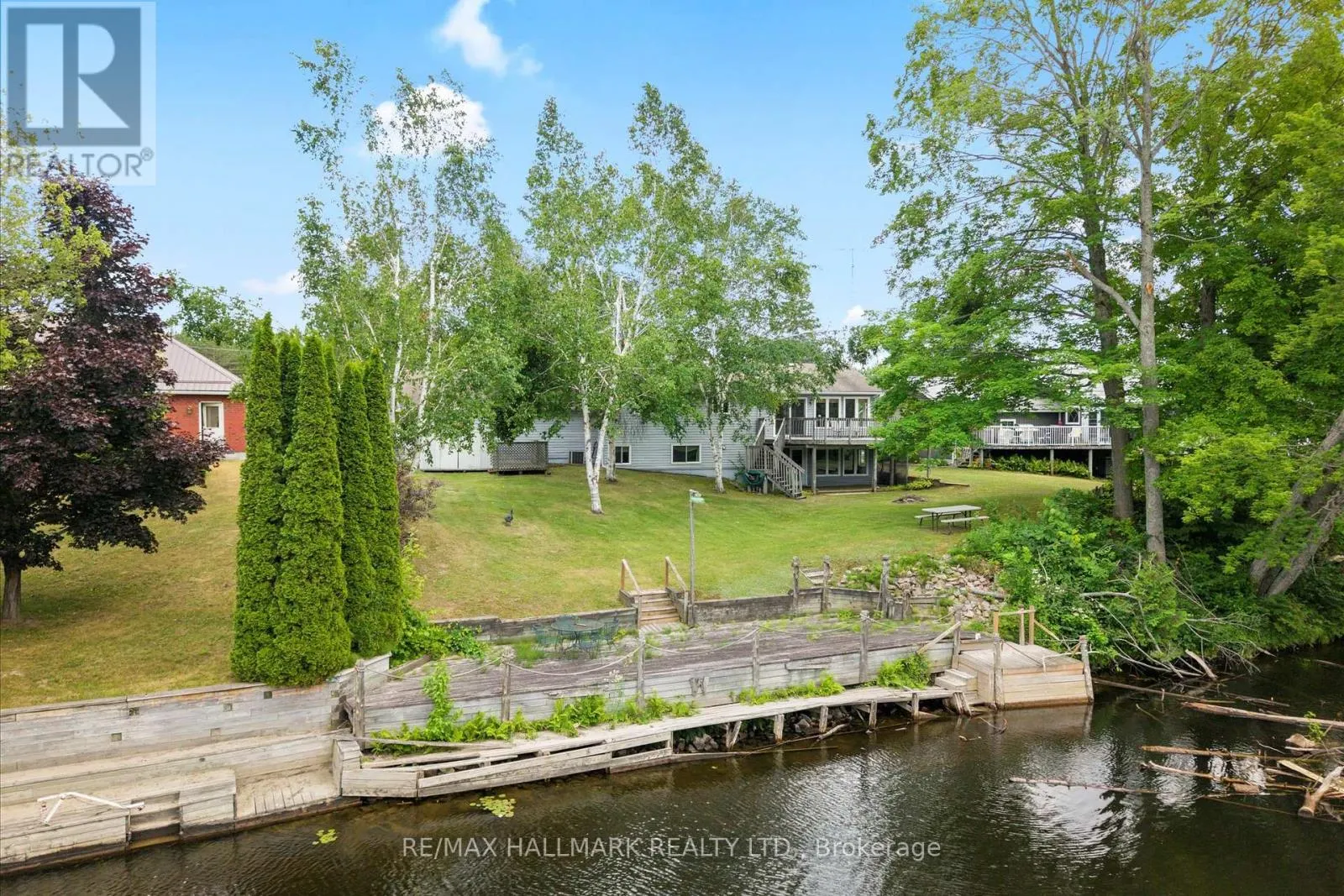6 EVANS DRIVE