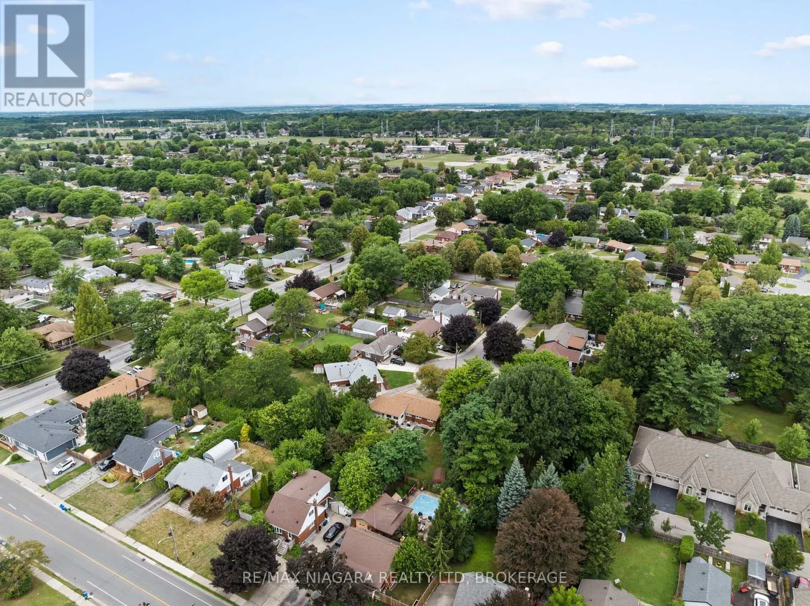 3416 SHEPPARD CRESCENT