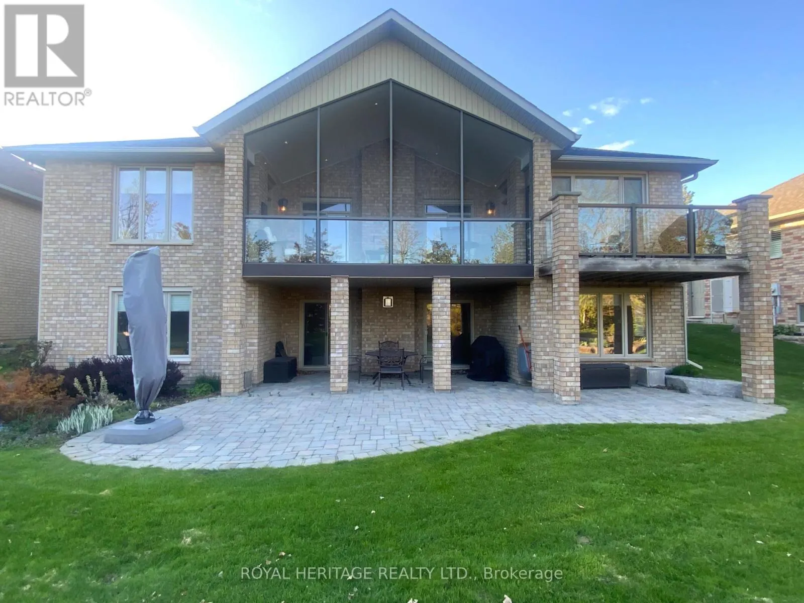 51 SOUTH HARBOUR DRIVE