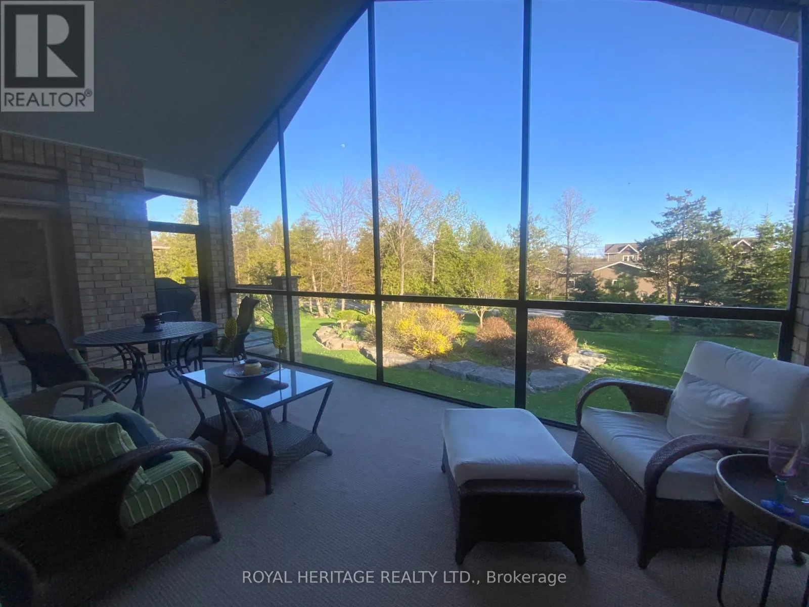 51 SOUTH HARBOUR DRIVE