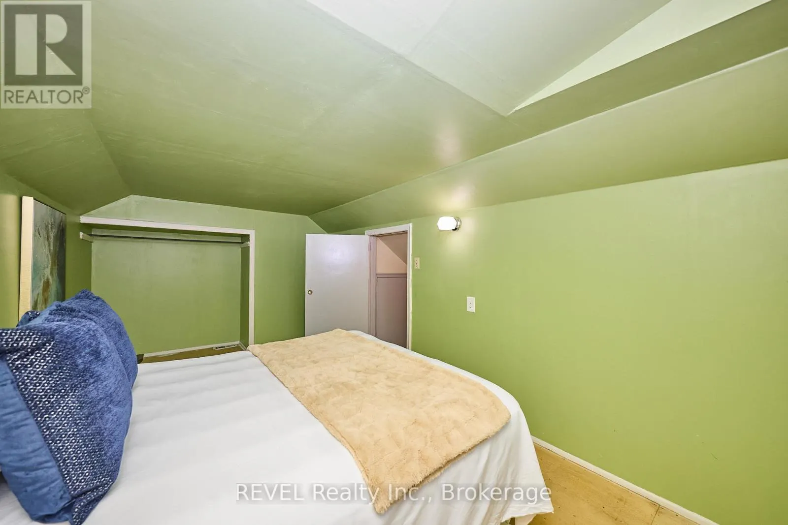 1317 THIRD STREET LOUTH