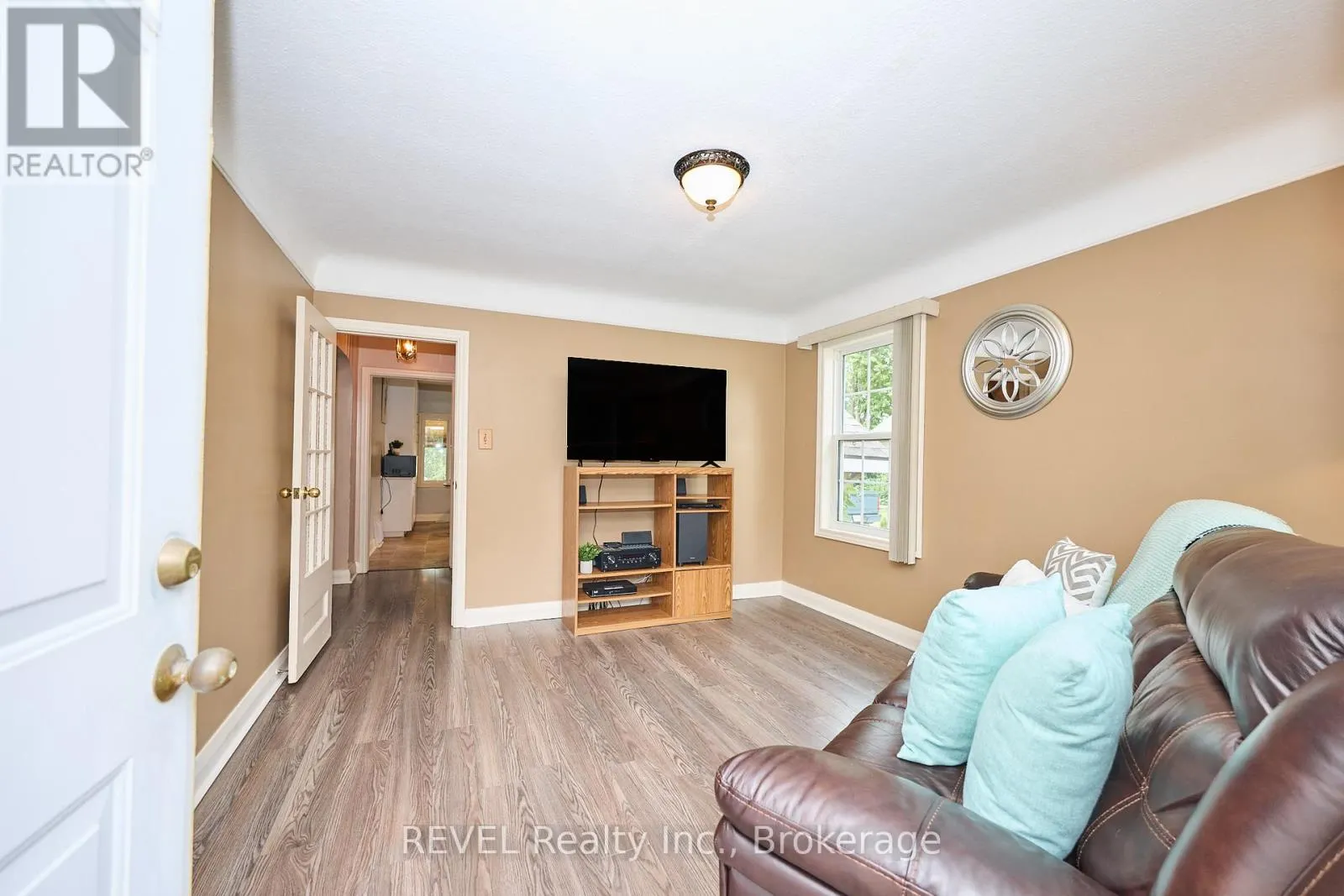 1317 THIRD STREET LOUTH