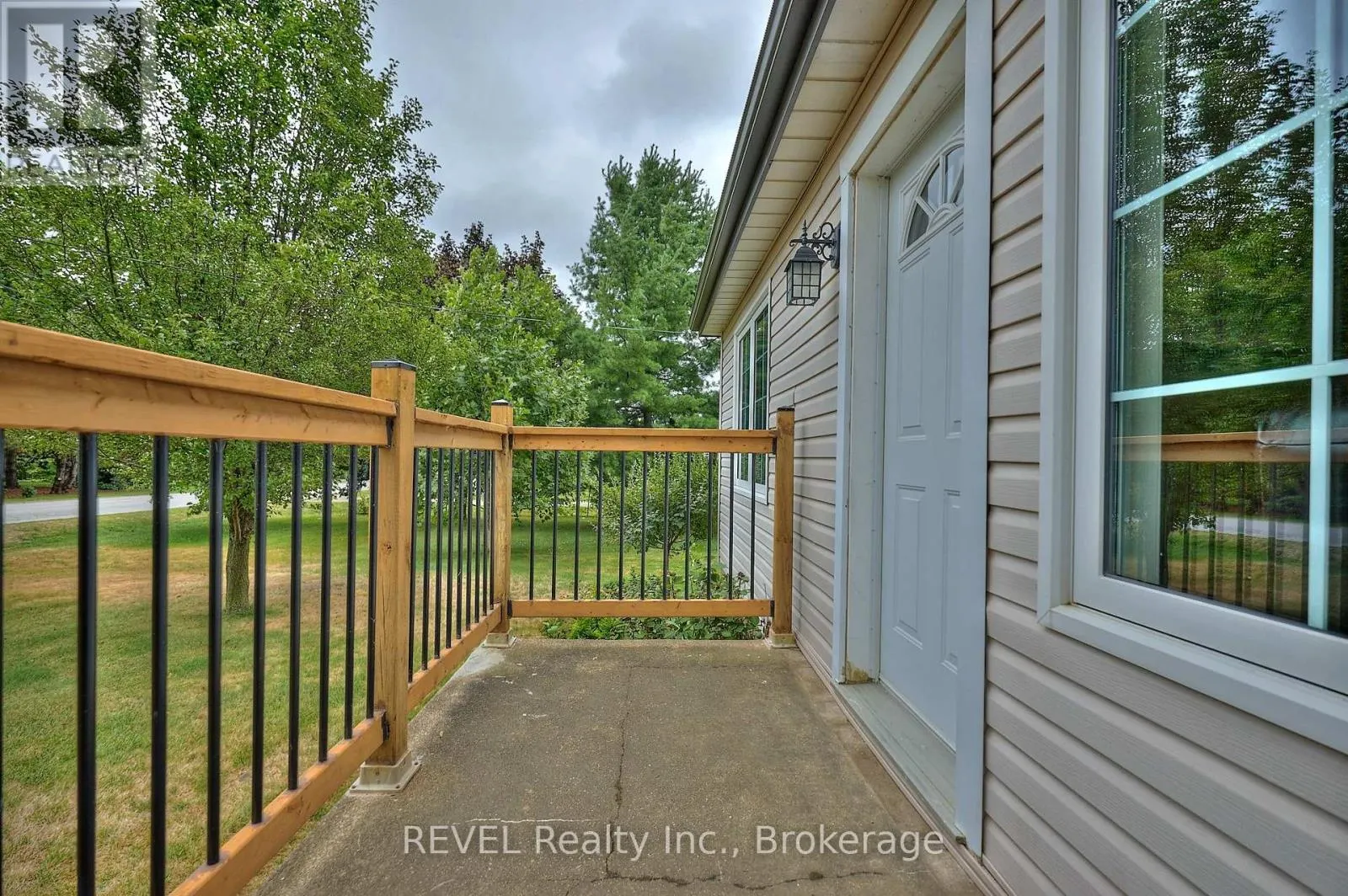 1317 THIRD STREET LOUTH