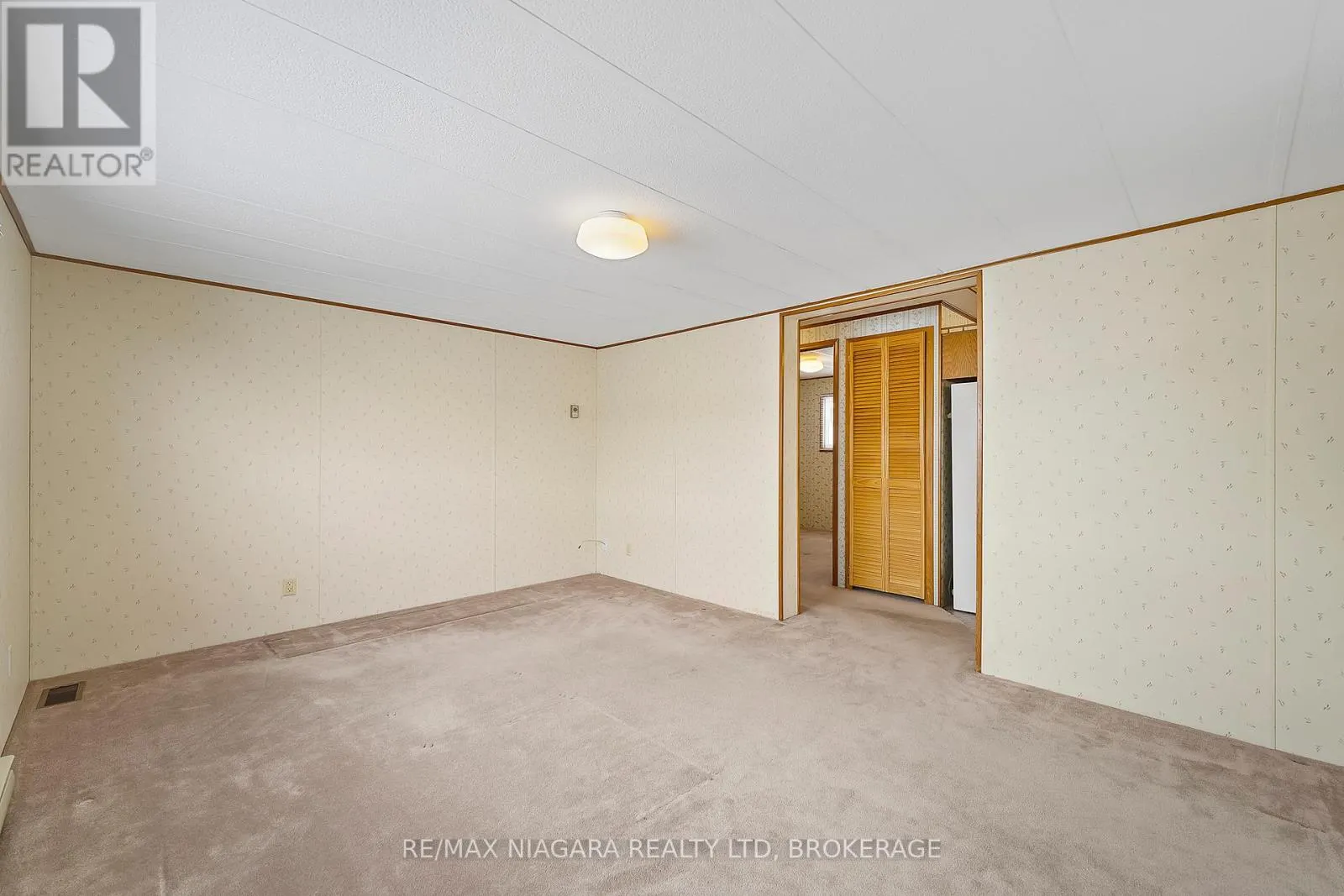 46 - 3033 TOWNLINE ROAD, #46