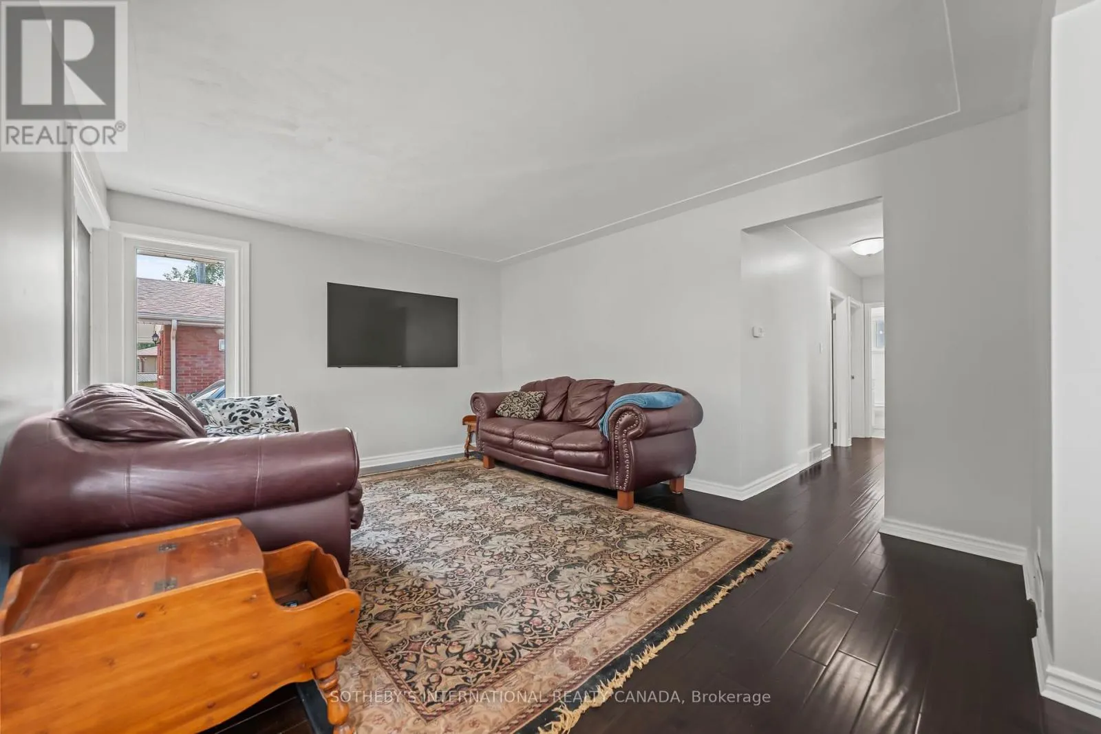 1679 HOLLEY CRESCENT