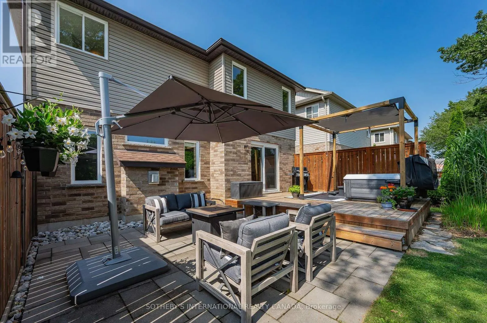 111 HARDCASTLE DRIVE