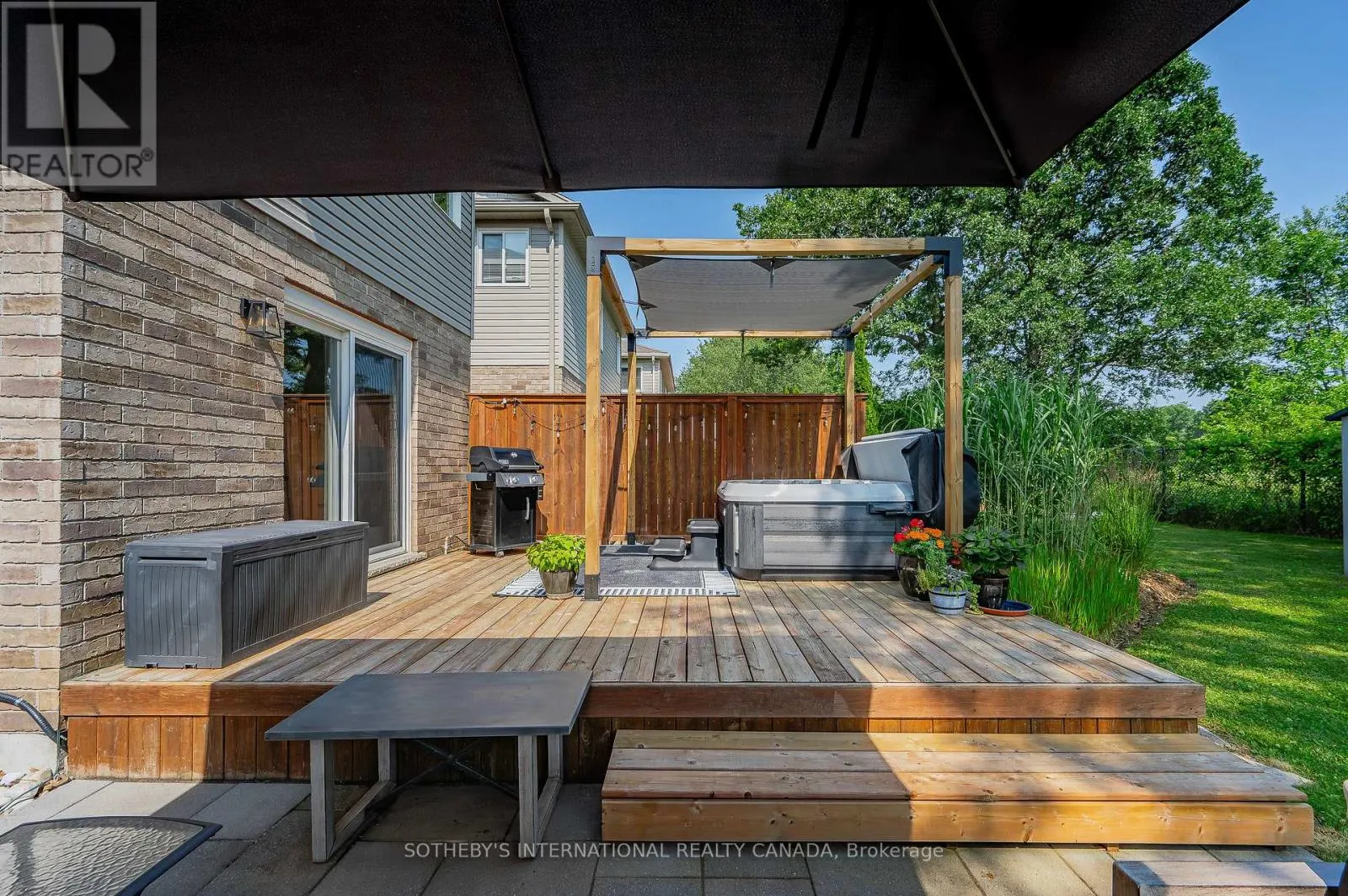111 HARDCASTLE DRIVE