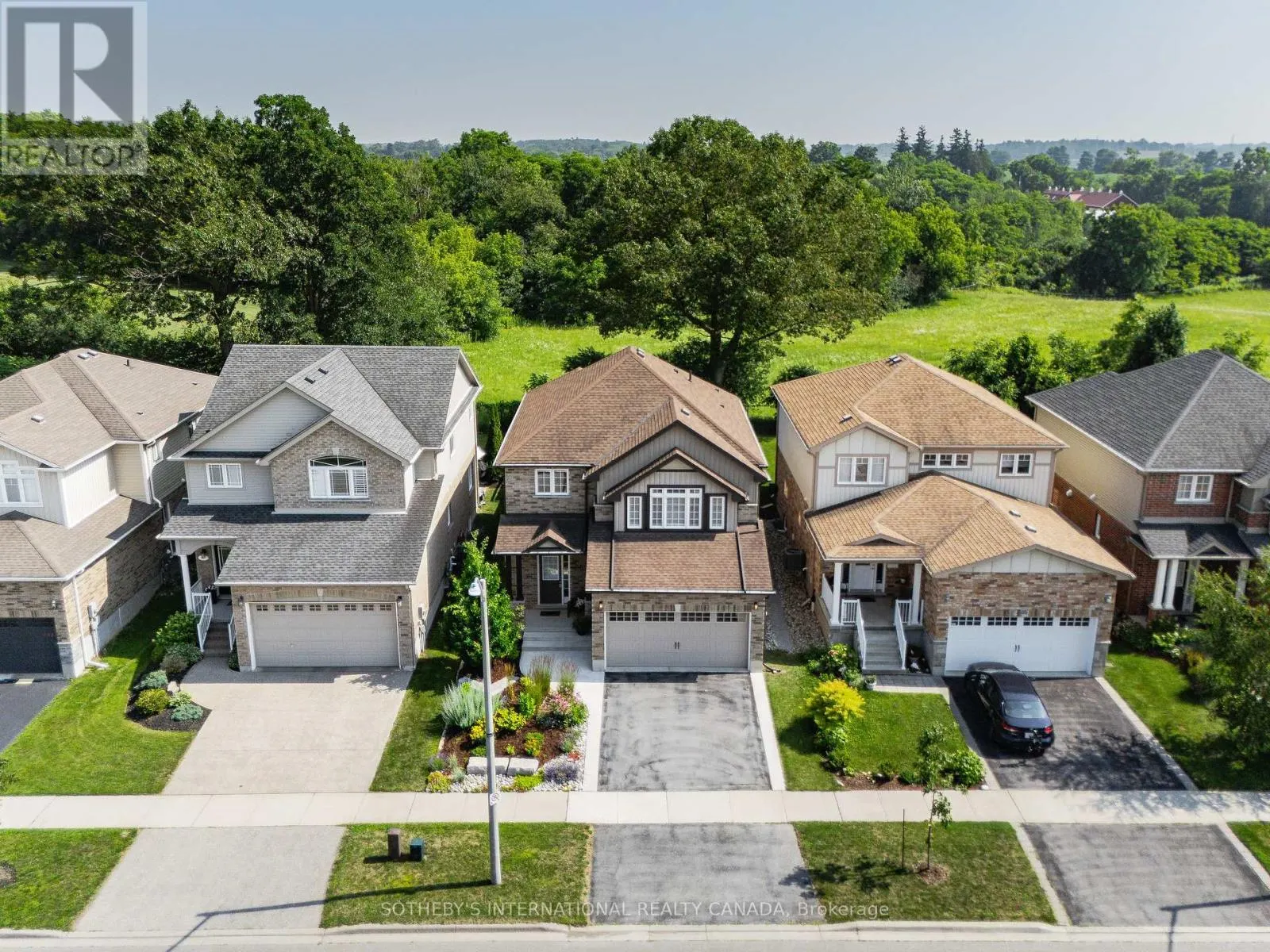111 HARDCASTLE DRIVE