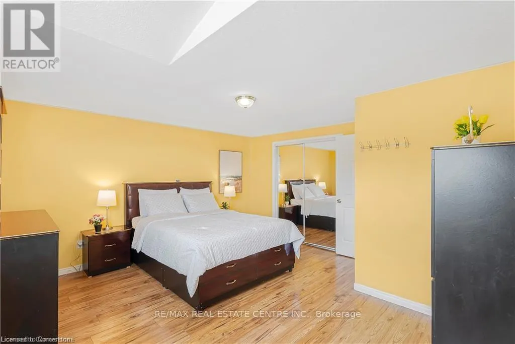 UPPER - 257 GREY FOX DRIVE