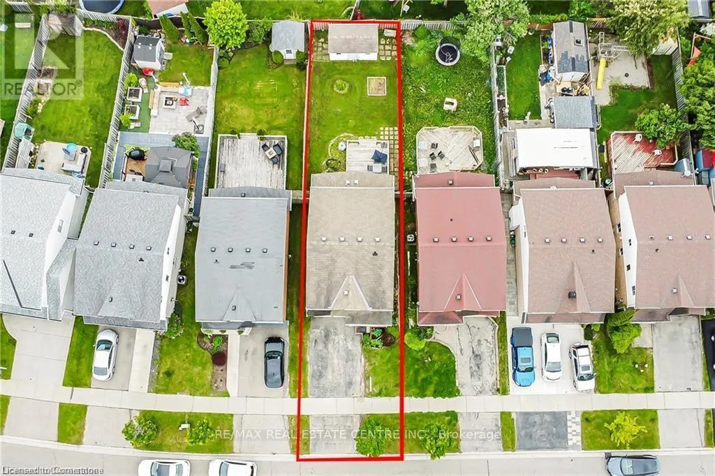 UPPER - 257 GREY FOX DRIVE