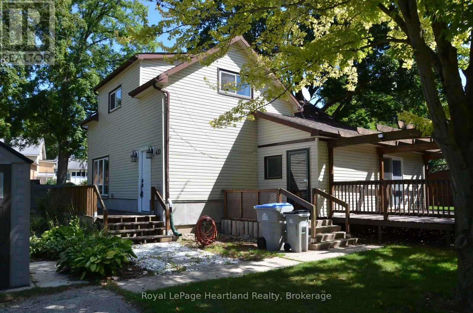 433 ALBERT STREET