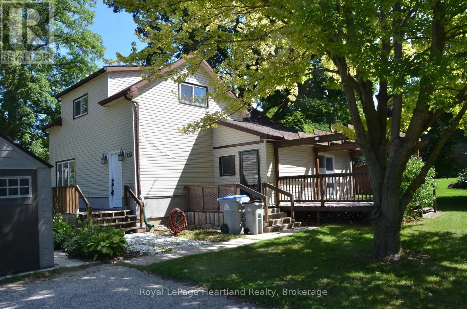433 ALBERT STREET