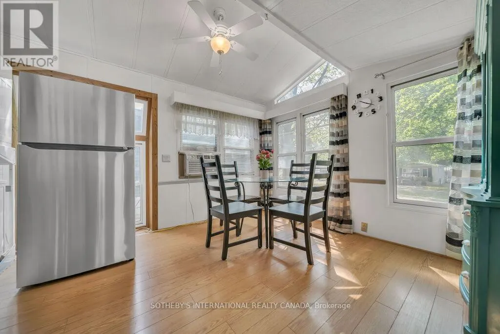 9 - 580 BEAVER CREEK ROAD