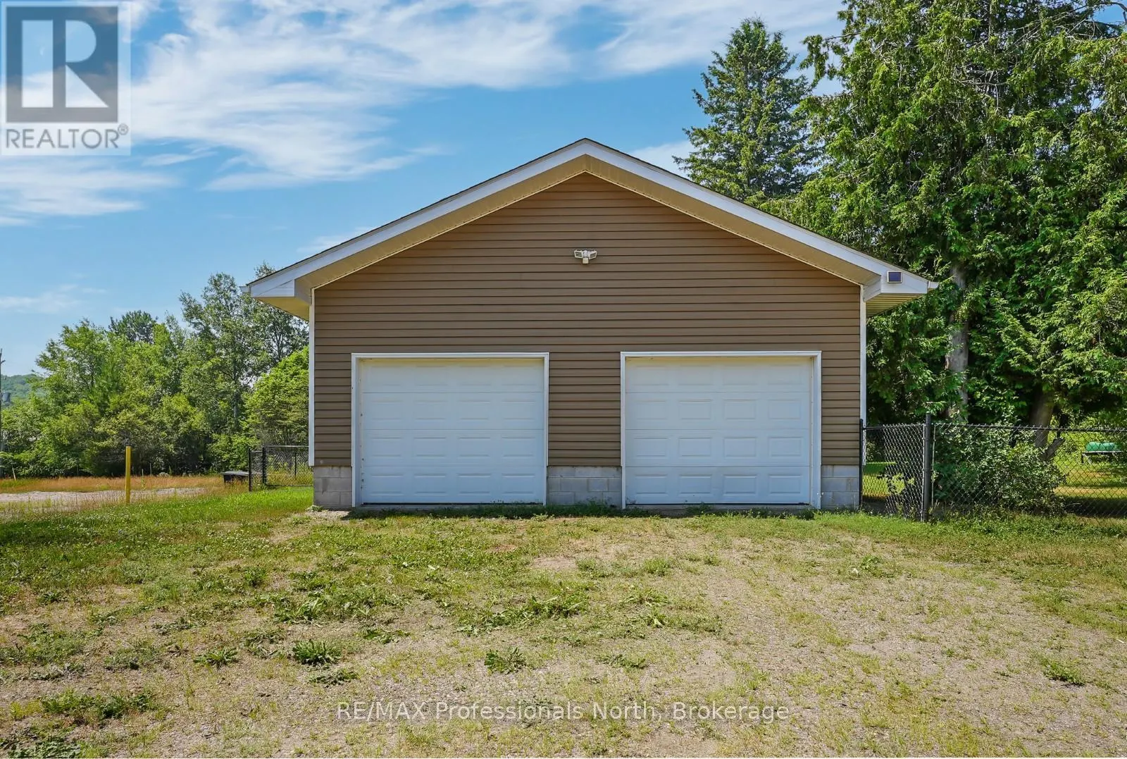 2279 LOOP ROAD