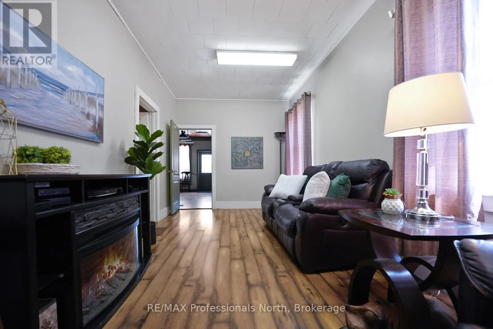 2279 LOOP ROAD