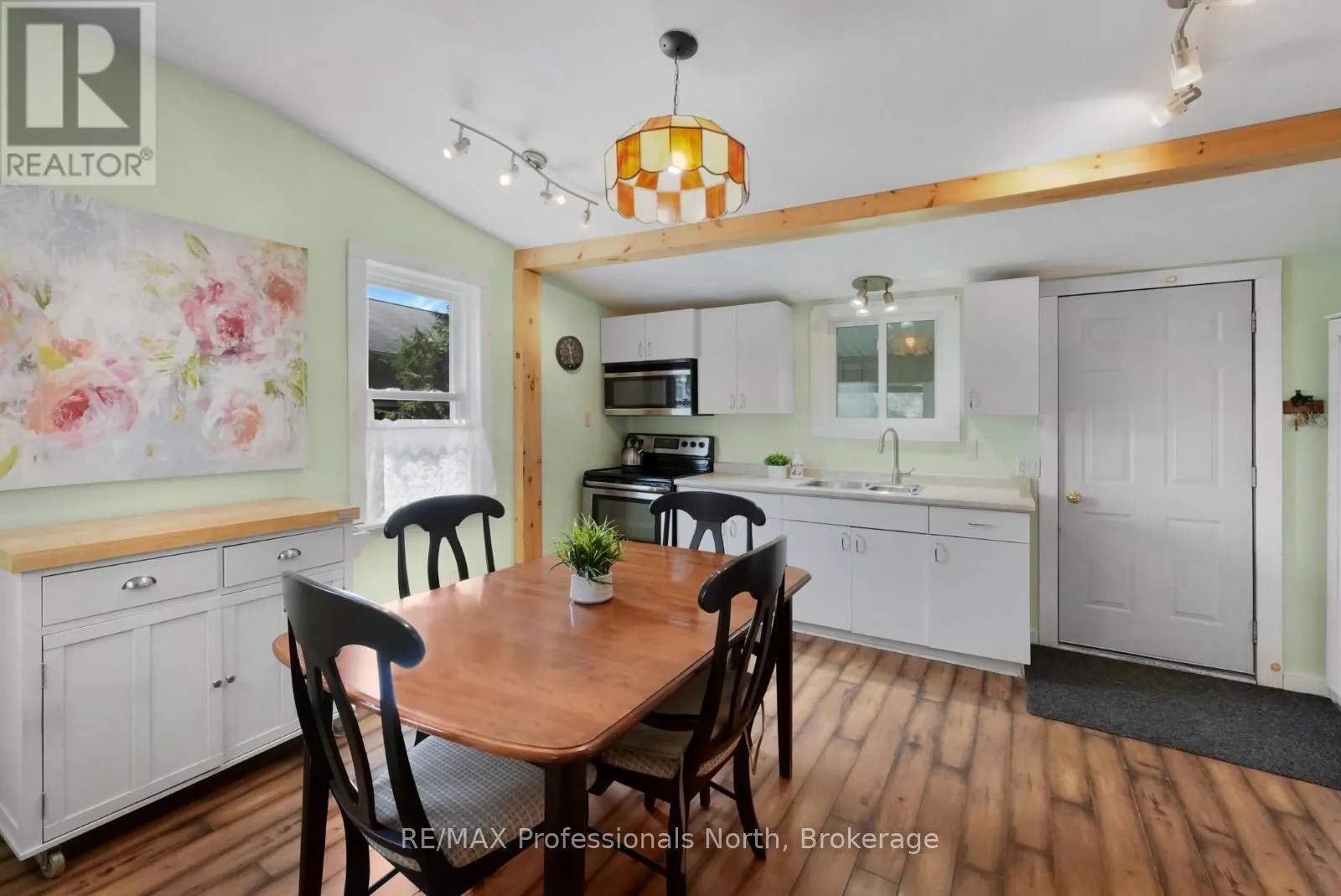 2279 LOOP ROAD
