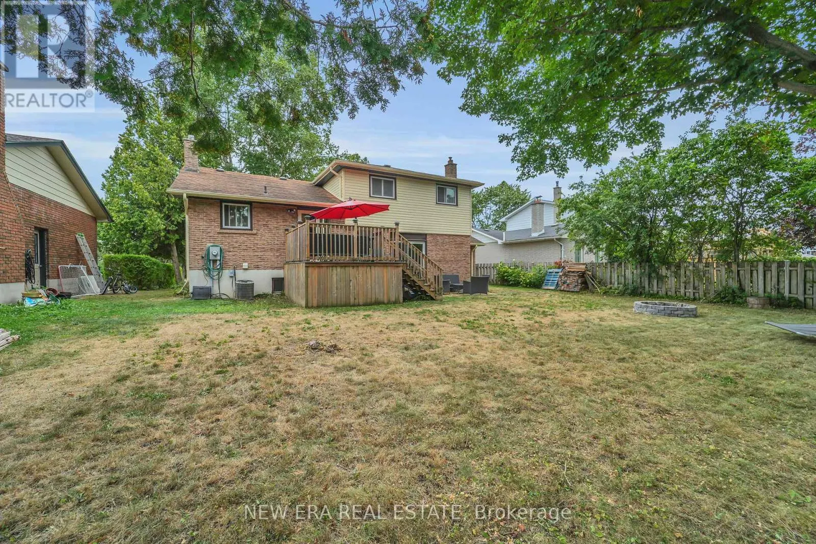 8 RAVENSDALE ROAD