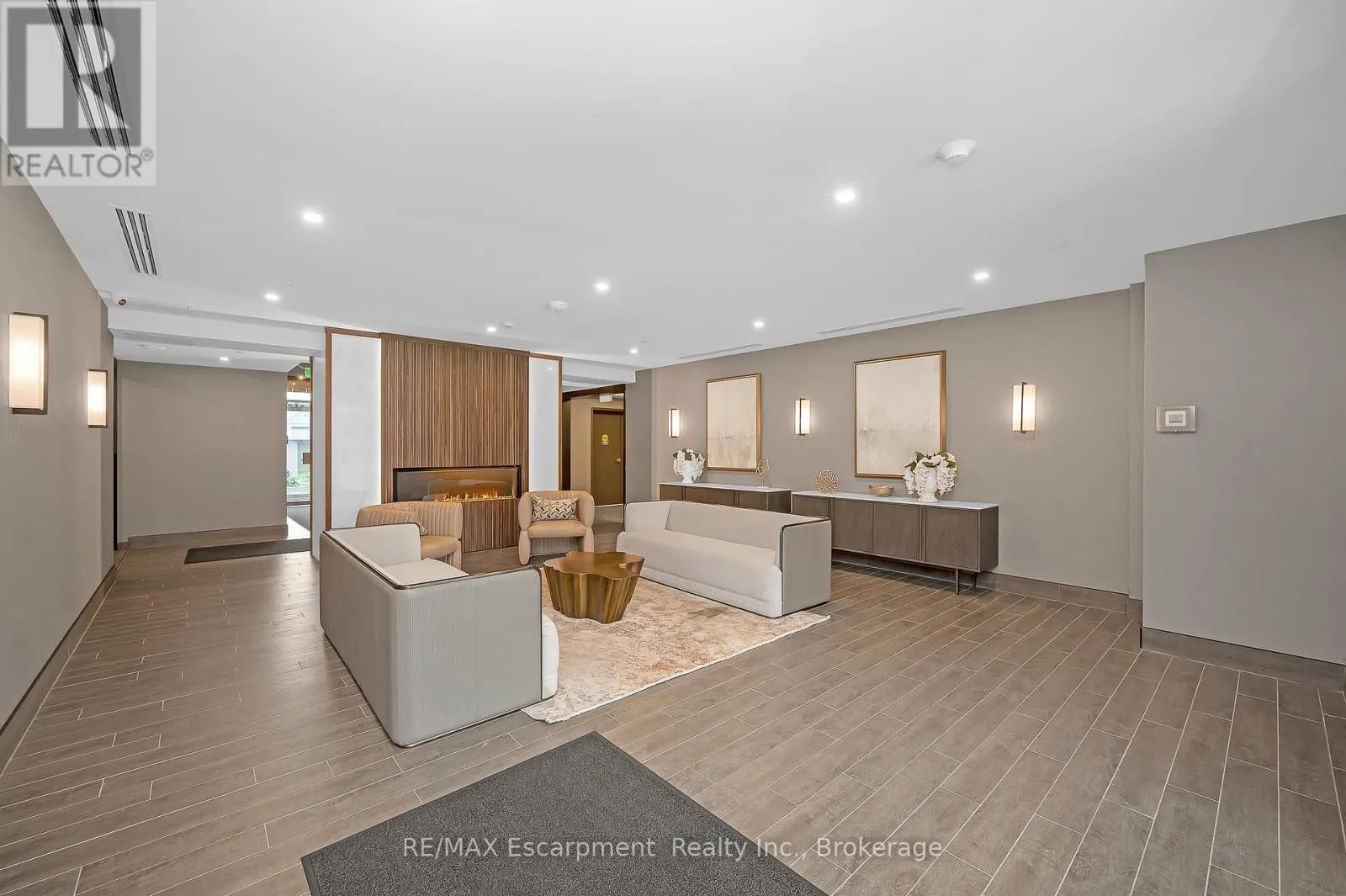514 - 470 DUNDAS STREET E, #514
