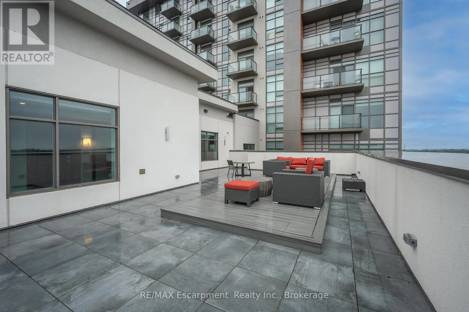 514 - 470 DUNDAS STREET E, #514