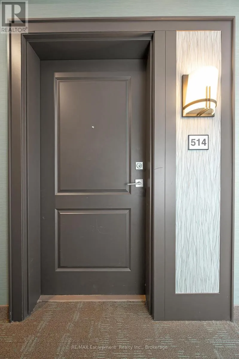 514 - 470 DUNDAS STREET E, #514