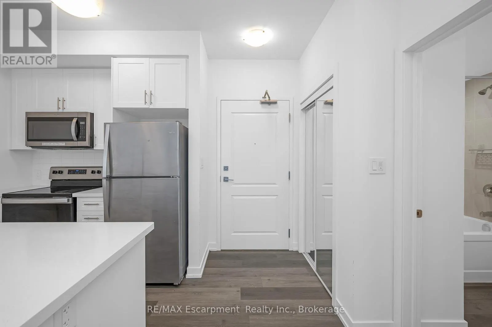 514 - 470 DUNDAS STREET E, #514