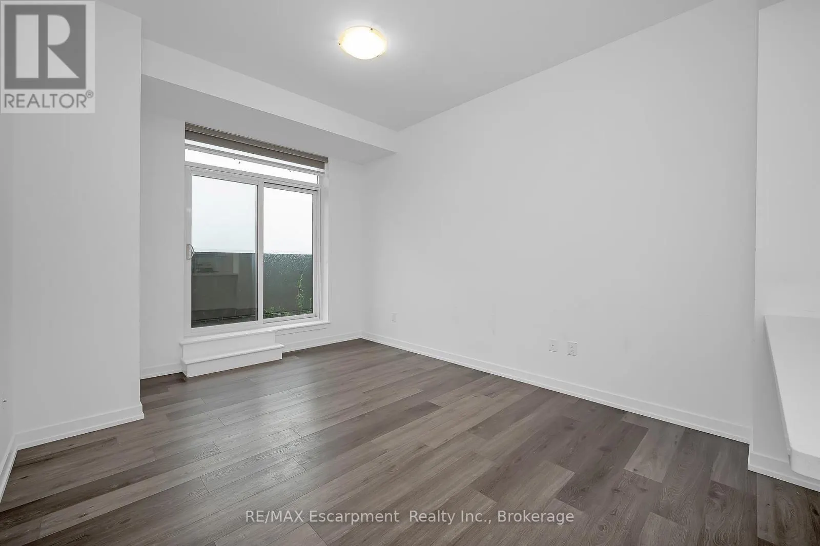 514 - 470 DUNDAS STREET E, #514