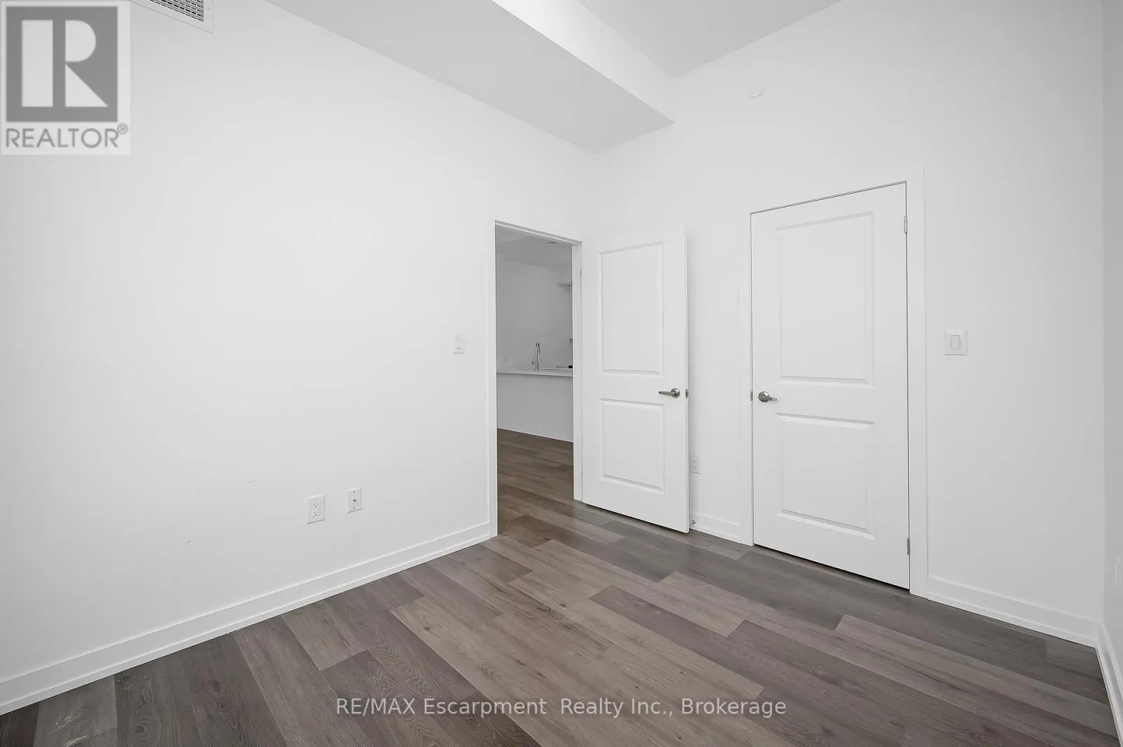 514 - 470 DUNDAS STREET E, #514