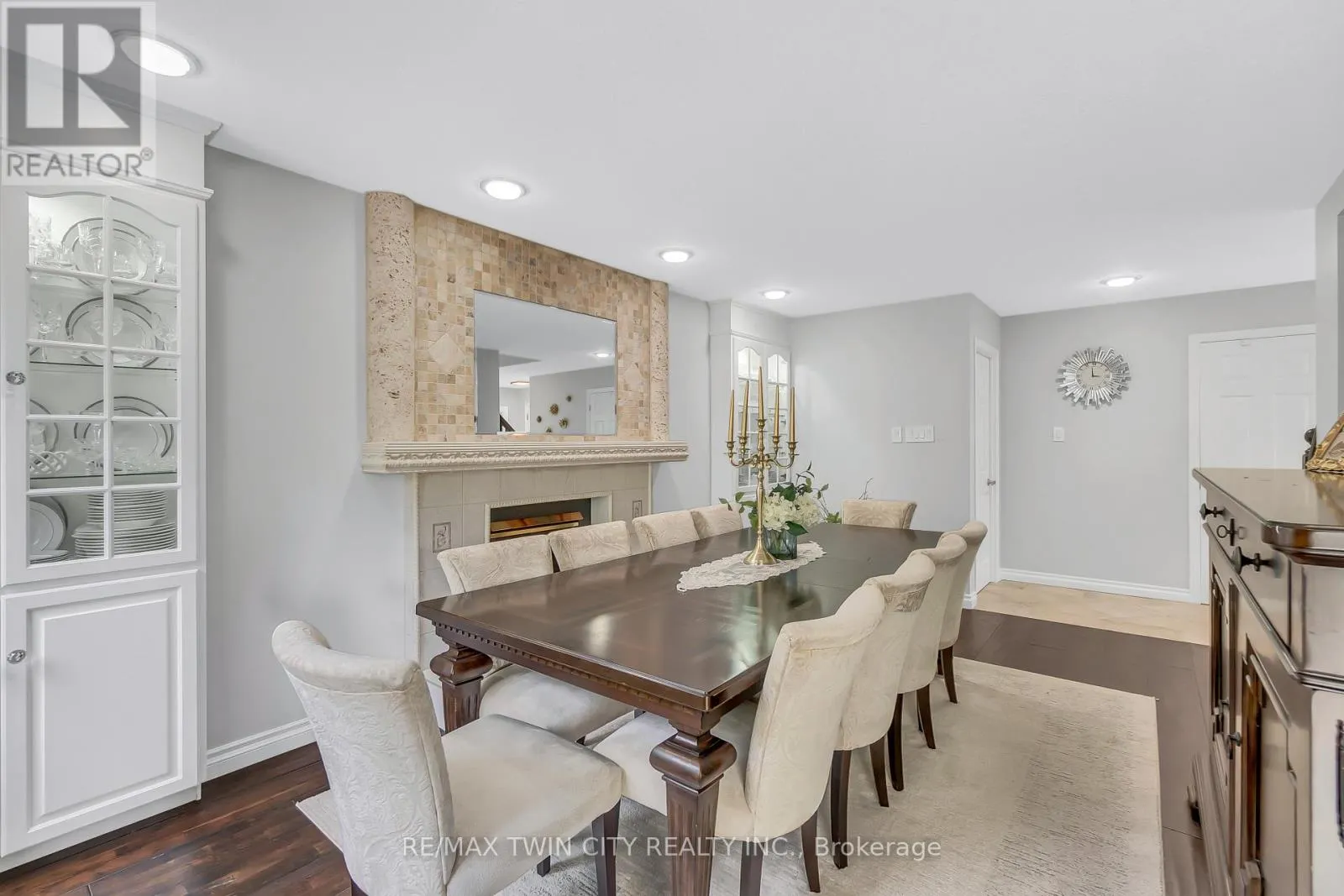 107 CHANDOS DRIVE