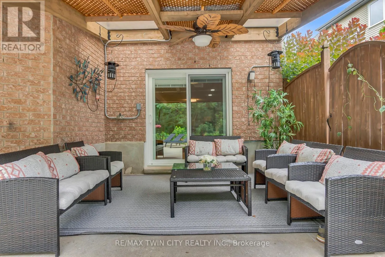 107 CHANDOS DRIVE