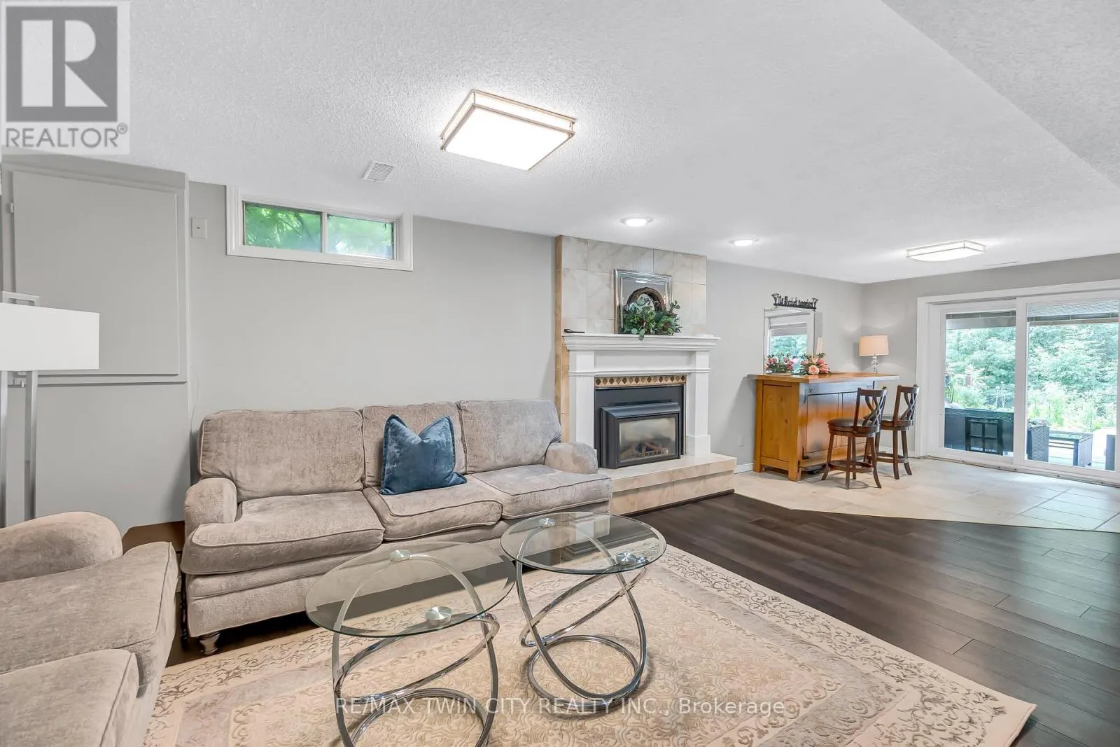107 CHANDOS DRIVE