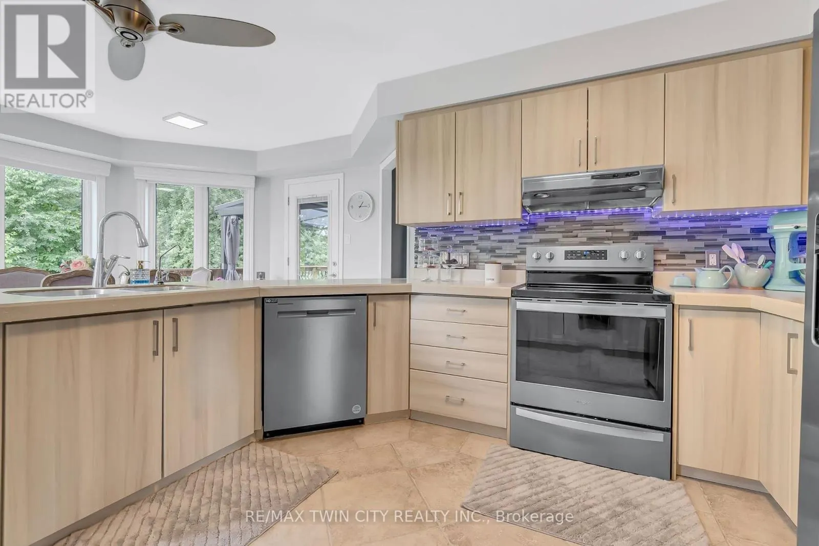 107 CHANDOS DRIVE