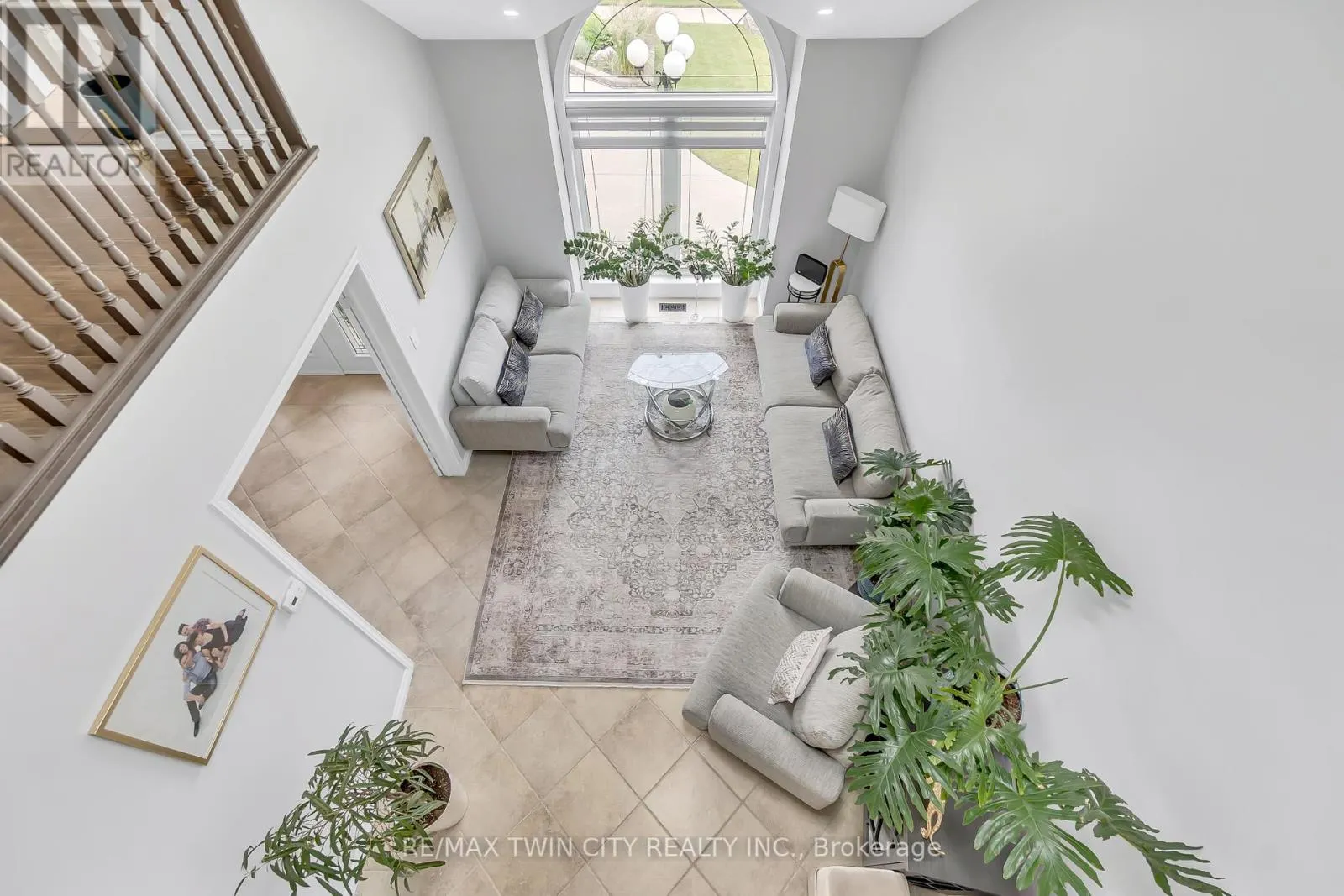 107 CHANDOS DRIVE