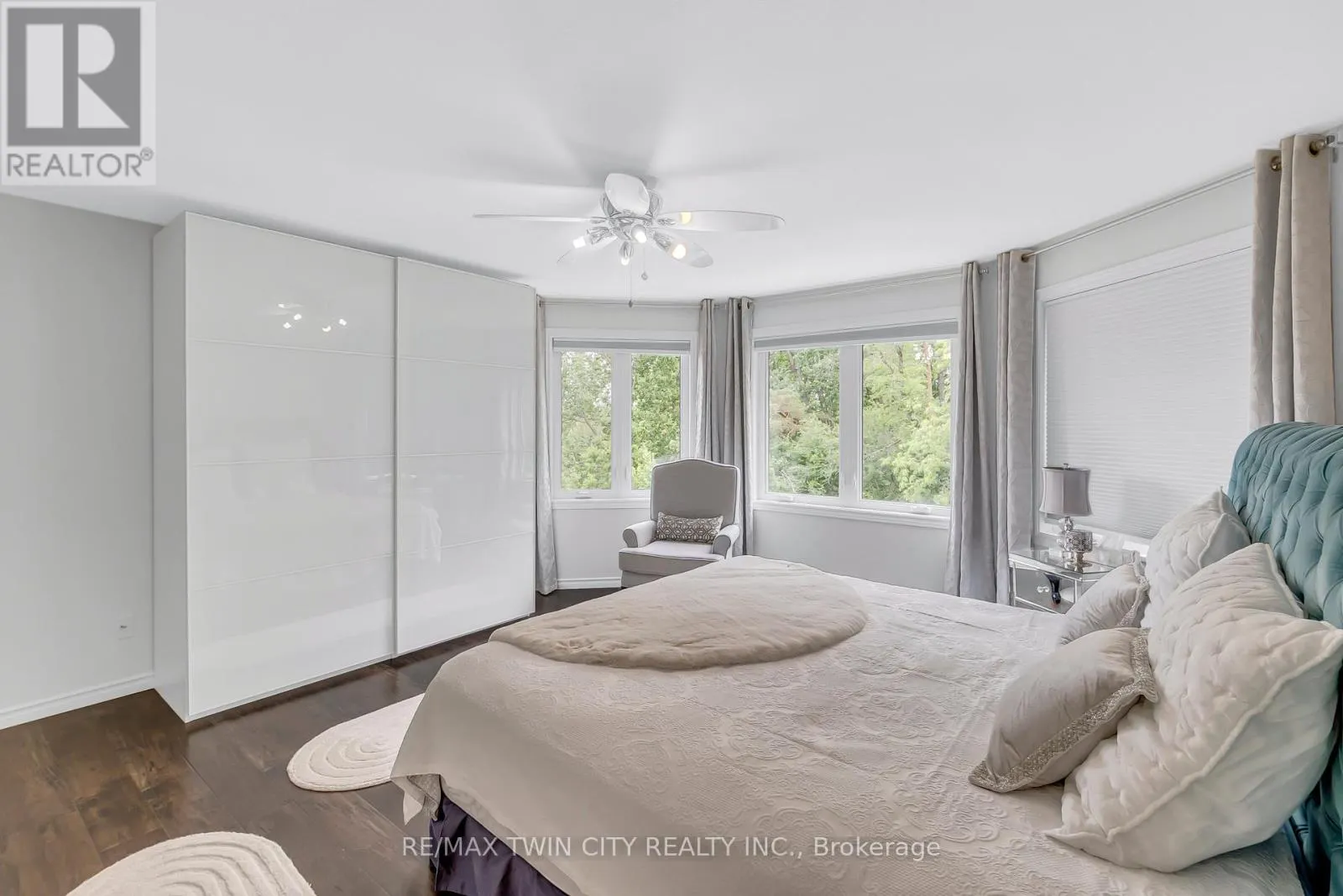 107 CHANDOS DRIVE