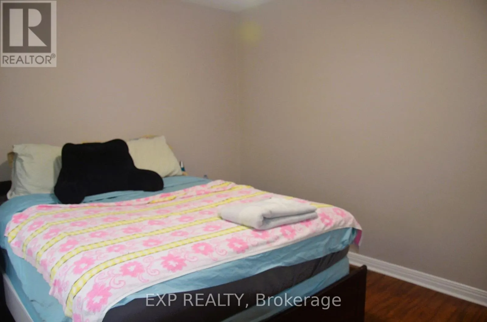2 - 42 LAVERGNE ST STREET E