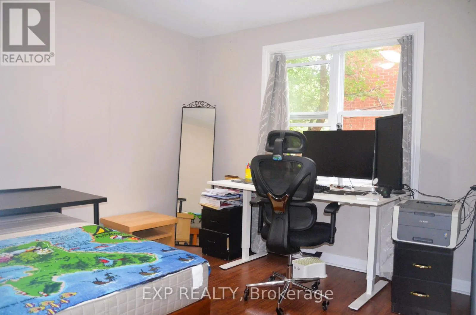 2 - 42 LAVERGNE ST STREET E