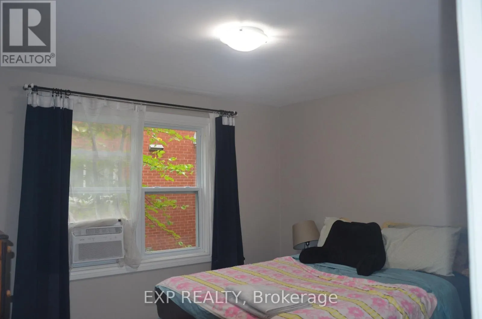 2 - 42 LAVERGNE ST STREET E