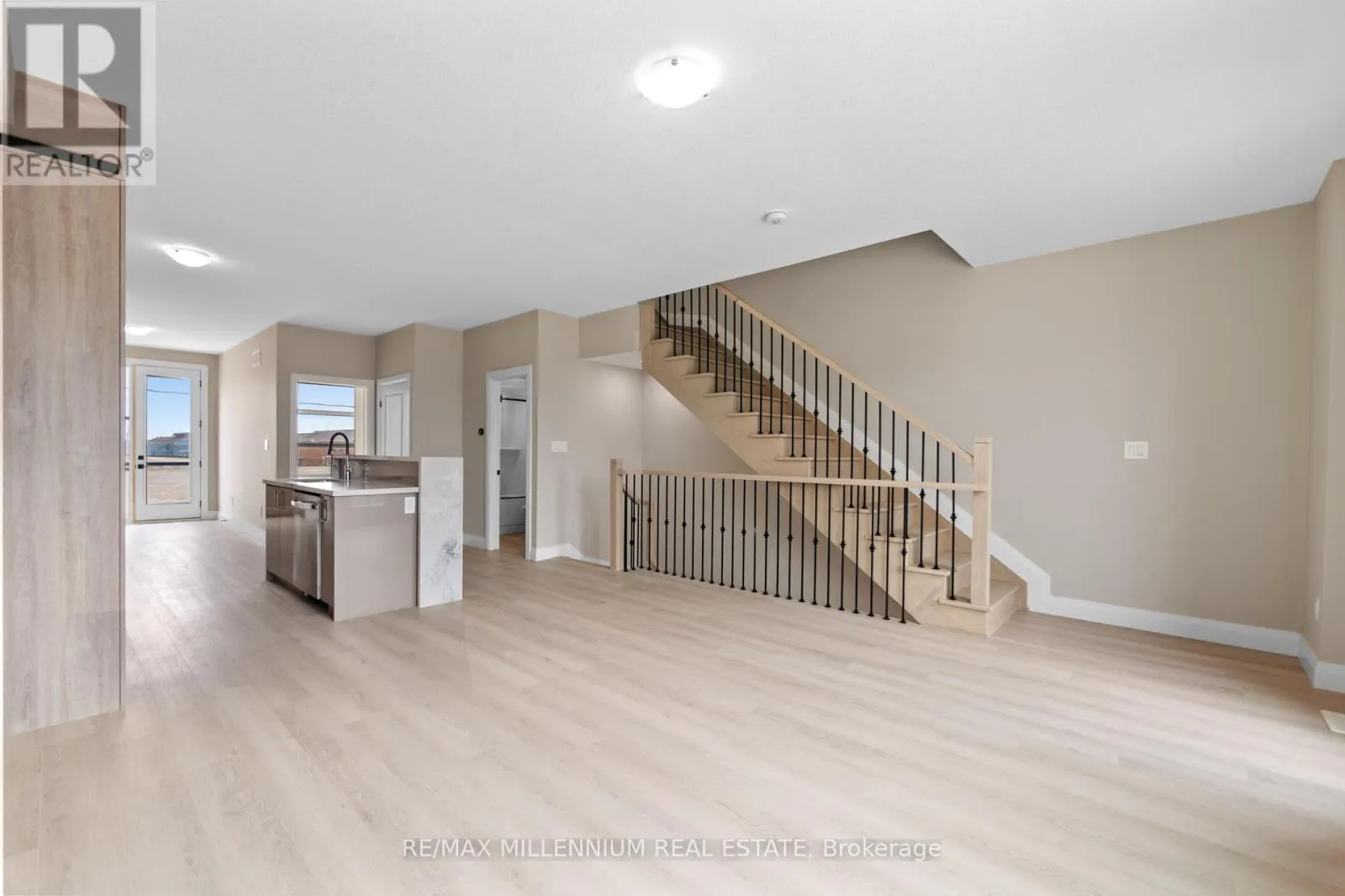 21 WARREN TRAIL