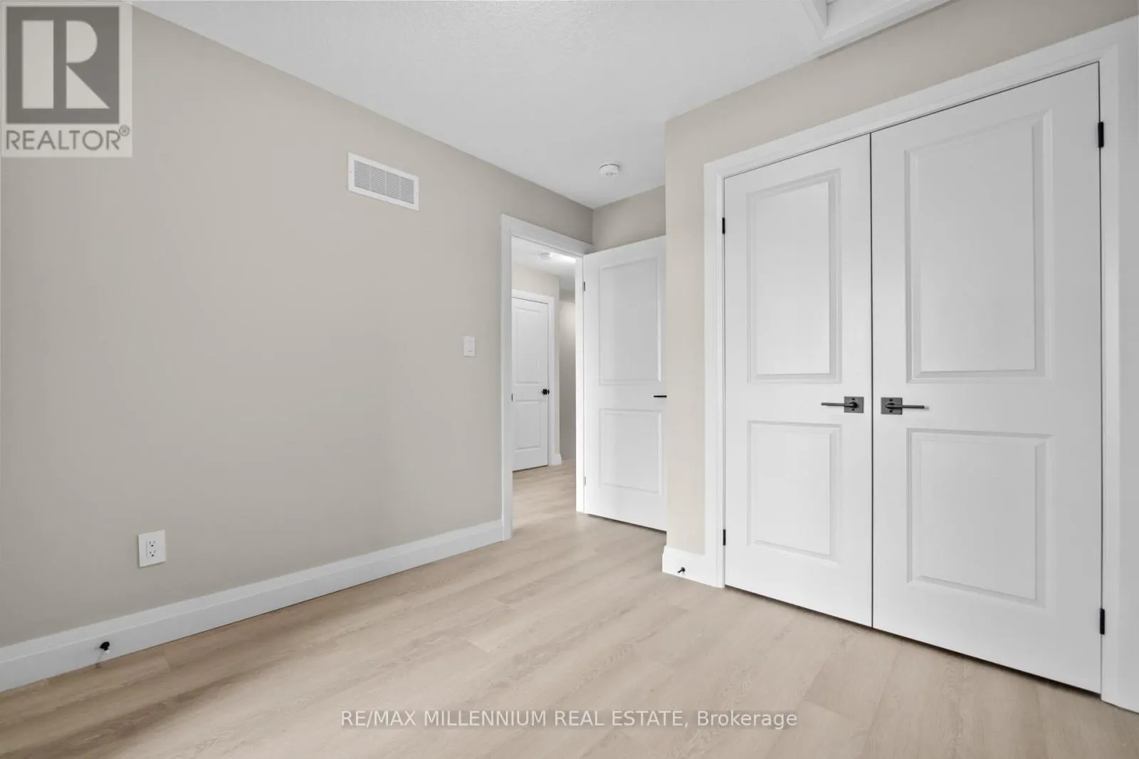 21 WARREN TRAIL