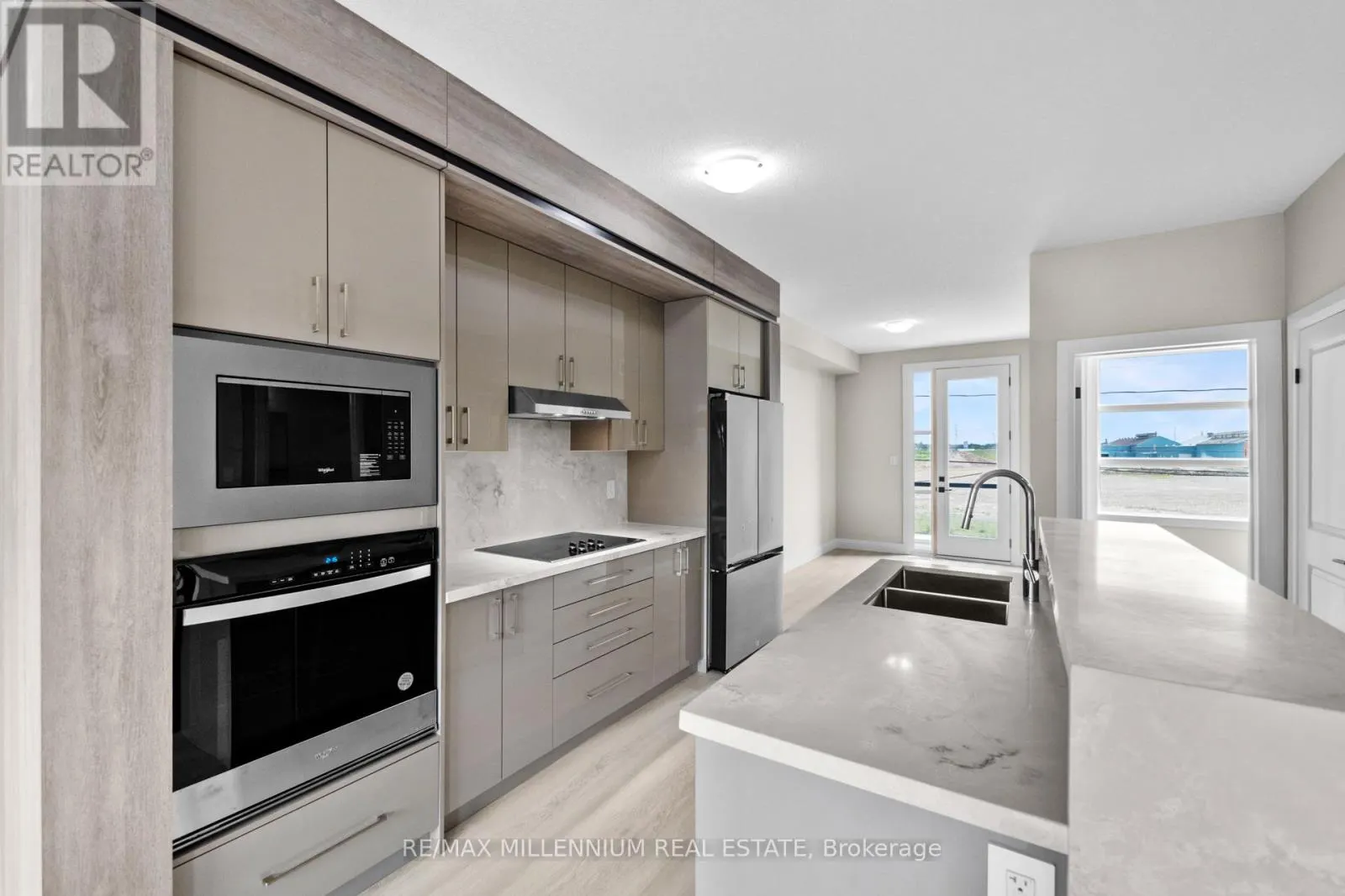 21 WARREN TRAIL