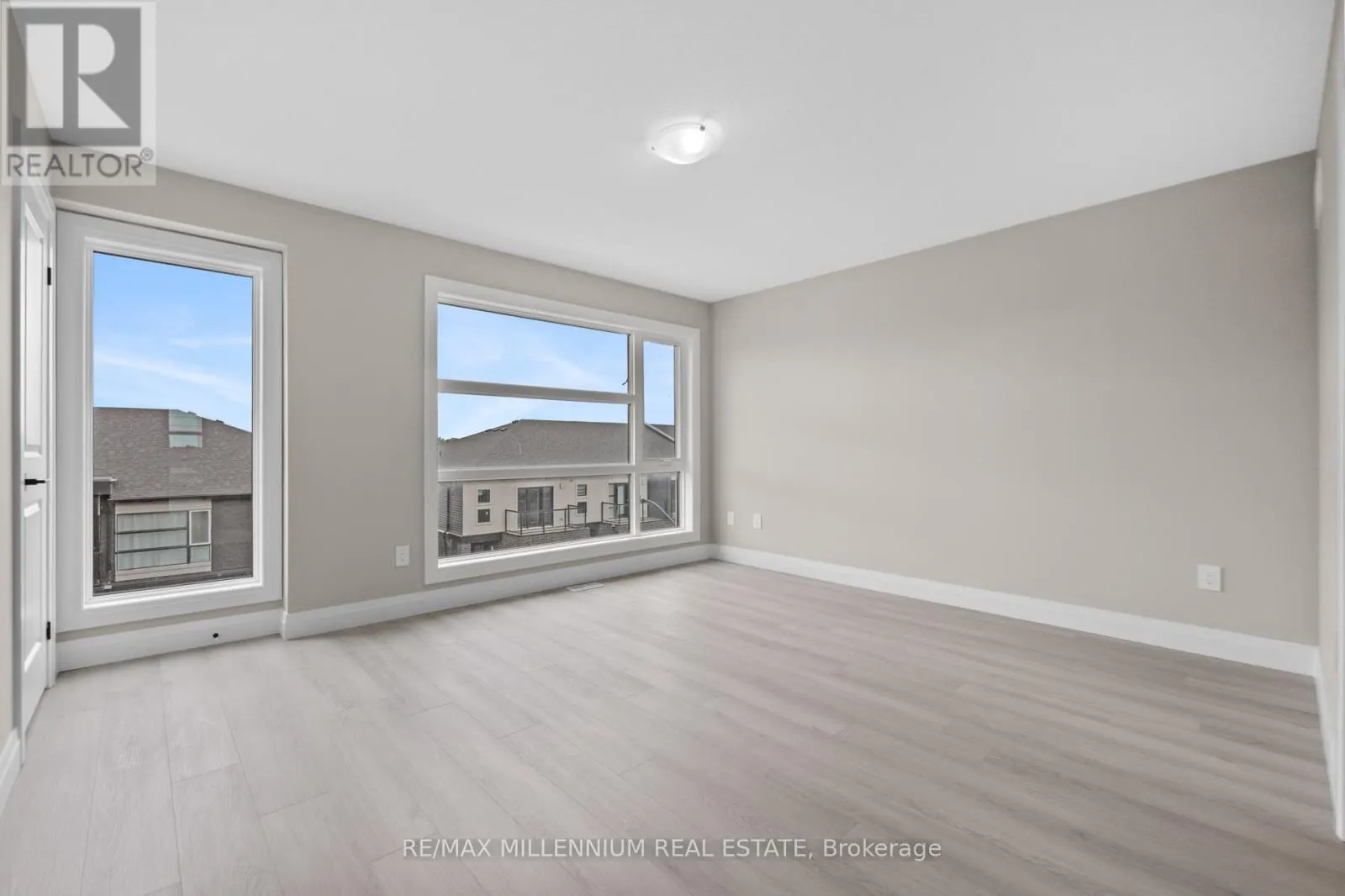 21 WARREN TRAIL