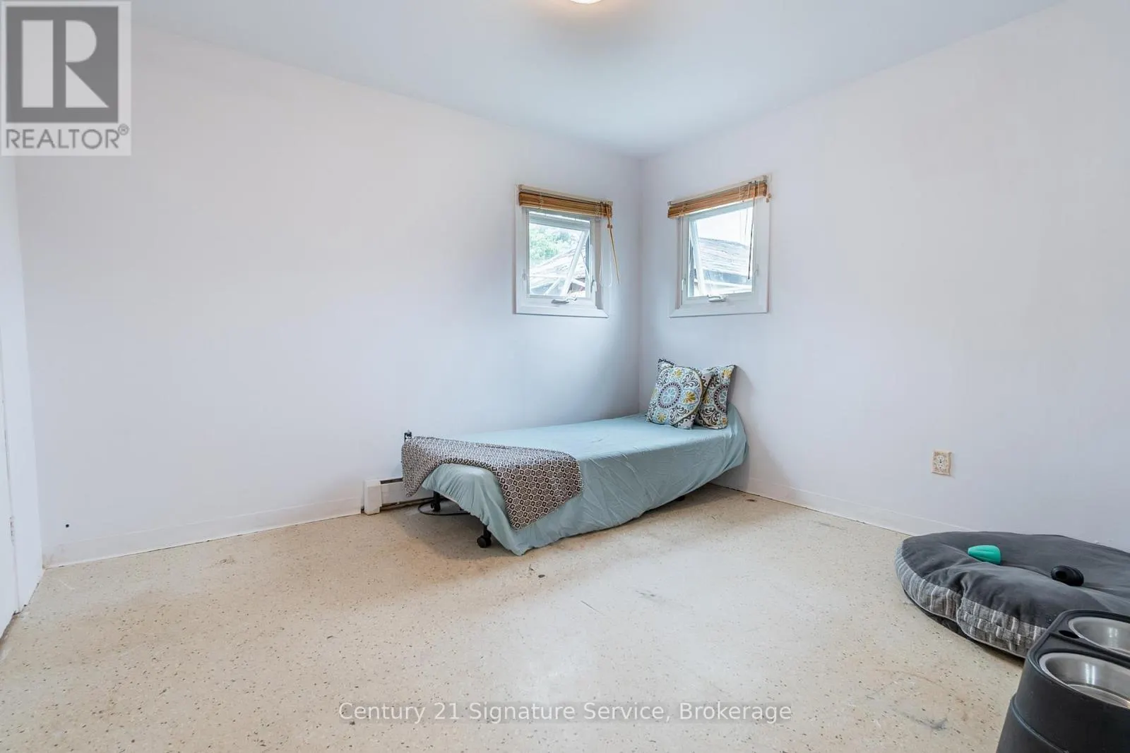 109 SANTONE AVENUE