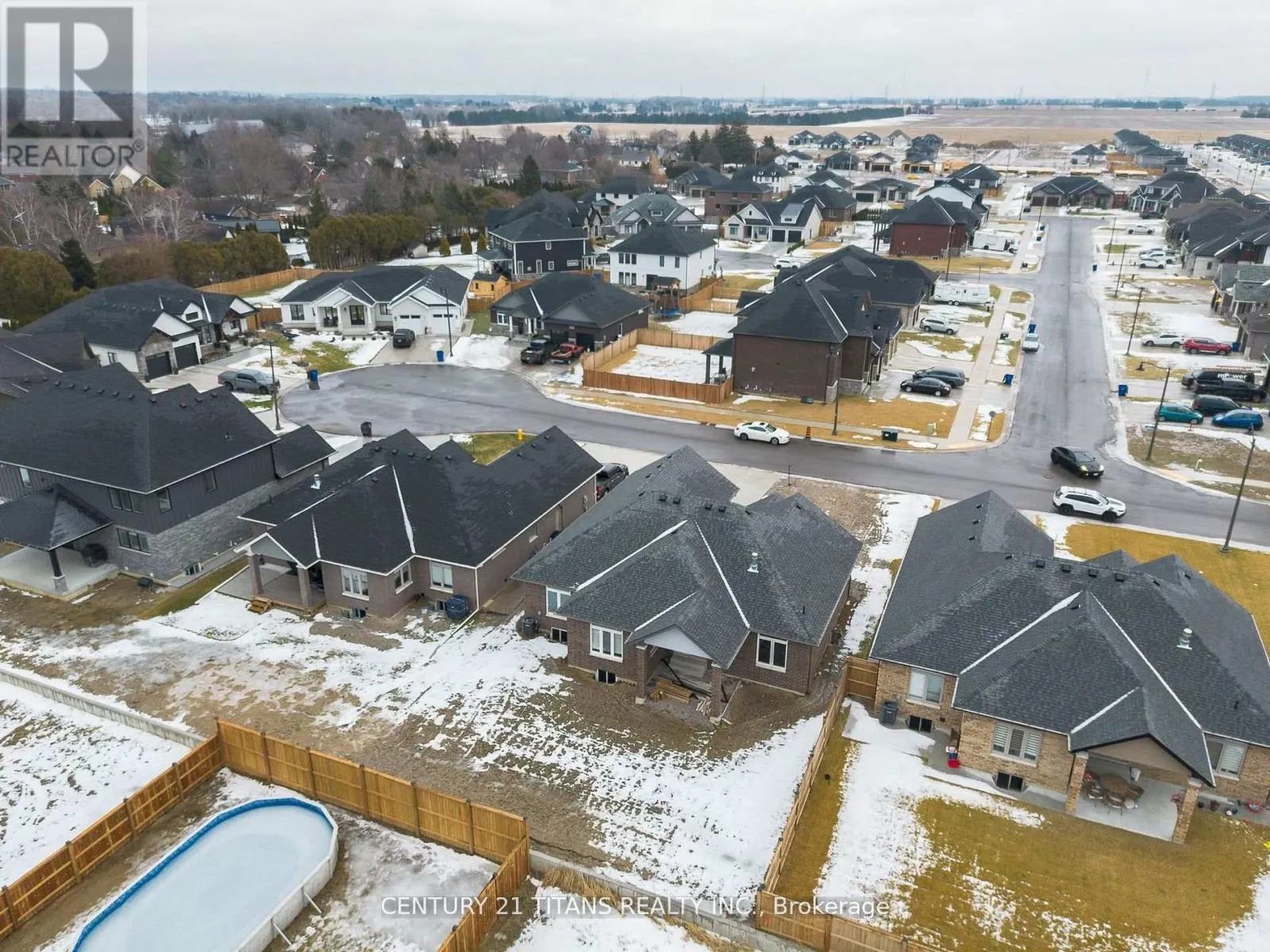 19 TRACY DRIVE