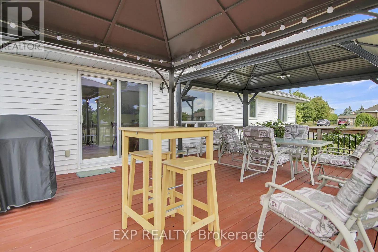 6454 WATERBURY LANE
