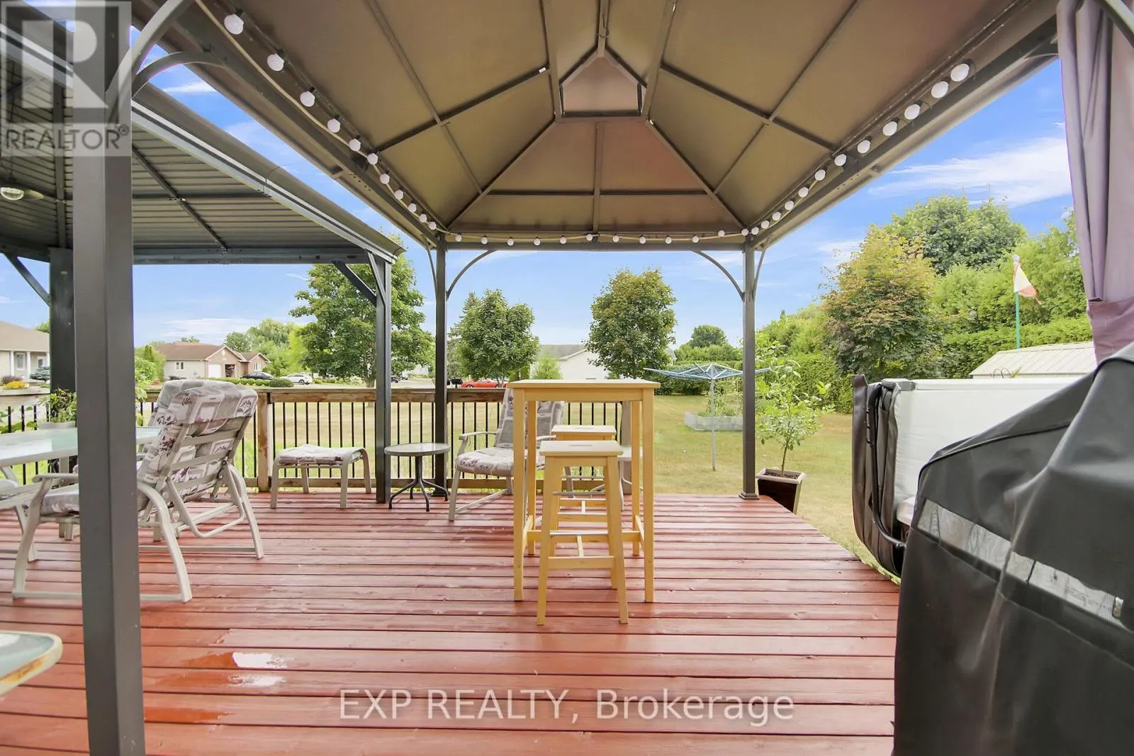 6454 WATERBURY LANE
