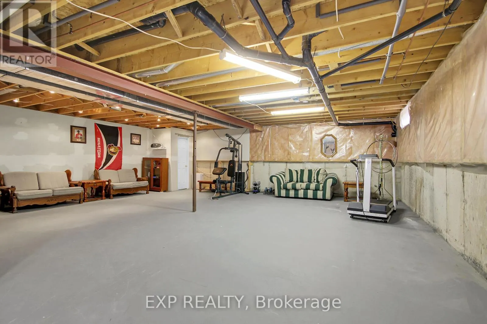 6454 WATERBURY LANE