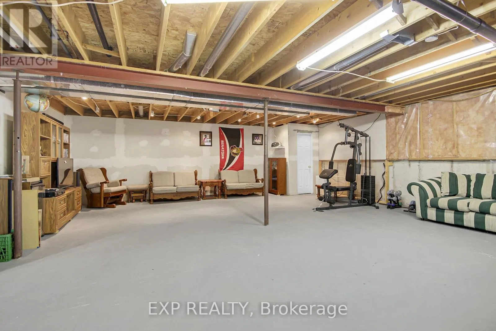 6454 WATERBURY LANE