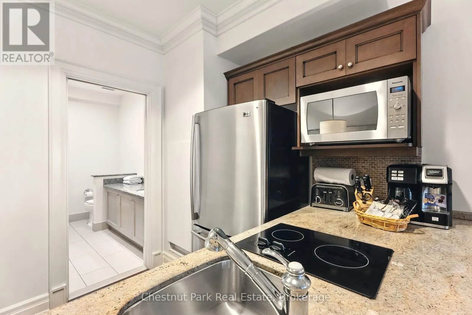 L203-C1 - 1869 MUSKOKA RD 118 ROAD W, #L203-C1
