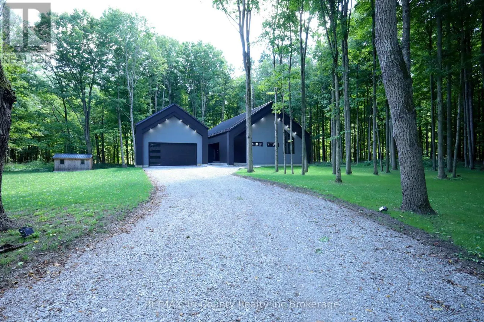 1498 12TH CONCESSION ROAD