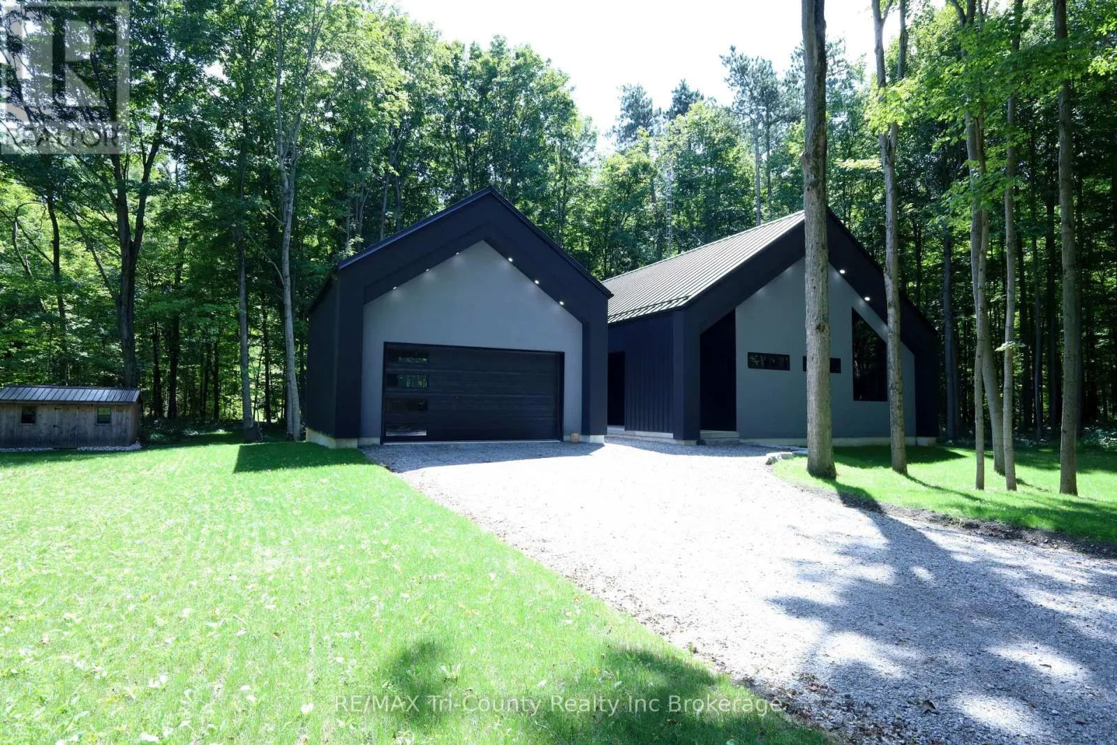 1498 12TH CONCESSION ROAD